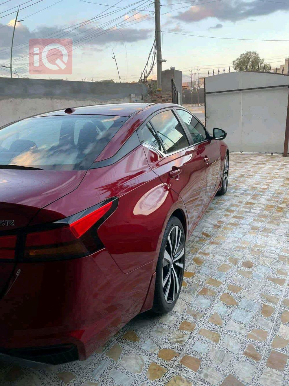 نیسان ئەلتیما